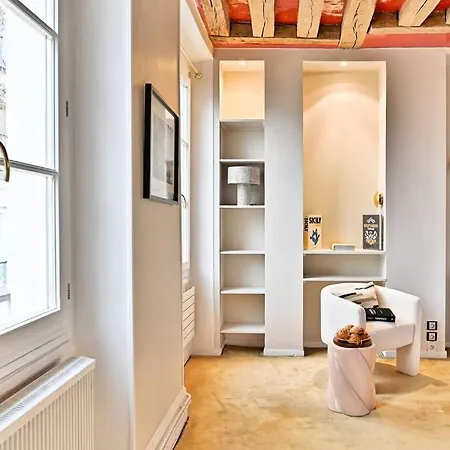 Apartment Chic Dans Le Prestigieux 7eme Arrondissement Paris