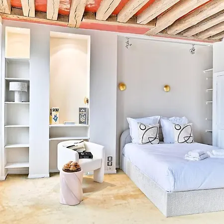 Chic Dans Le Prestigieux 7eme Arrondissement Apartment