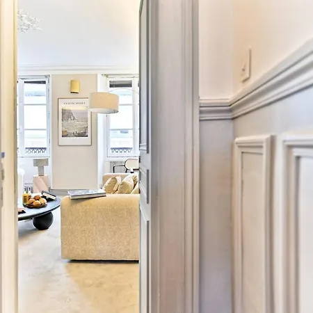 Chic Dans Le Prestigieux 7eme Arrondissement Apartment