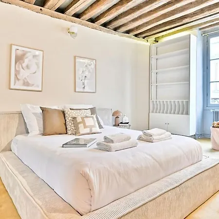 Chic Dans Le Prestigieux 7eme Arrondissement Apartment *