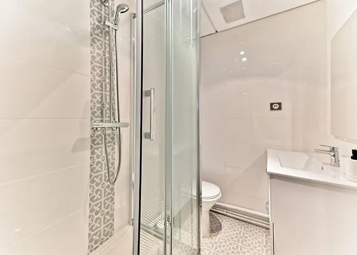 Chic Dans Le Prestigieux 7eme Arrondissement Apartment Paris