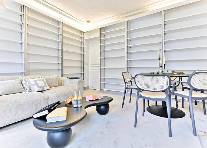 Apartment Chic Dans Le Prestigieux 7eme Arrondissement *